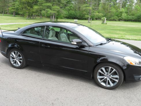 Used 2012 Volvo C70 T5 FWD image 18