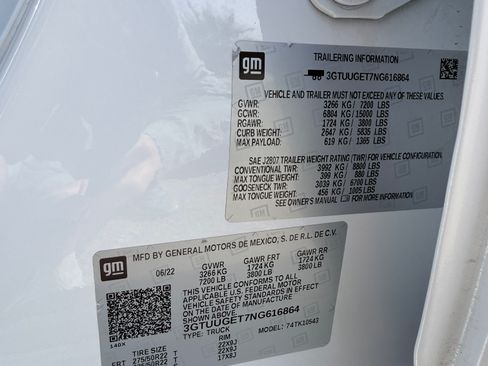 Used 2022 GMC Sierra 1500 Denali w/ Denali Reserve Package image 18