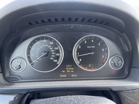 Used 2011 BMW 550i 550i Sedan 4D image 4