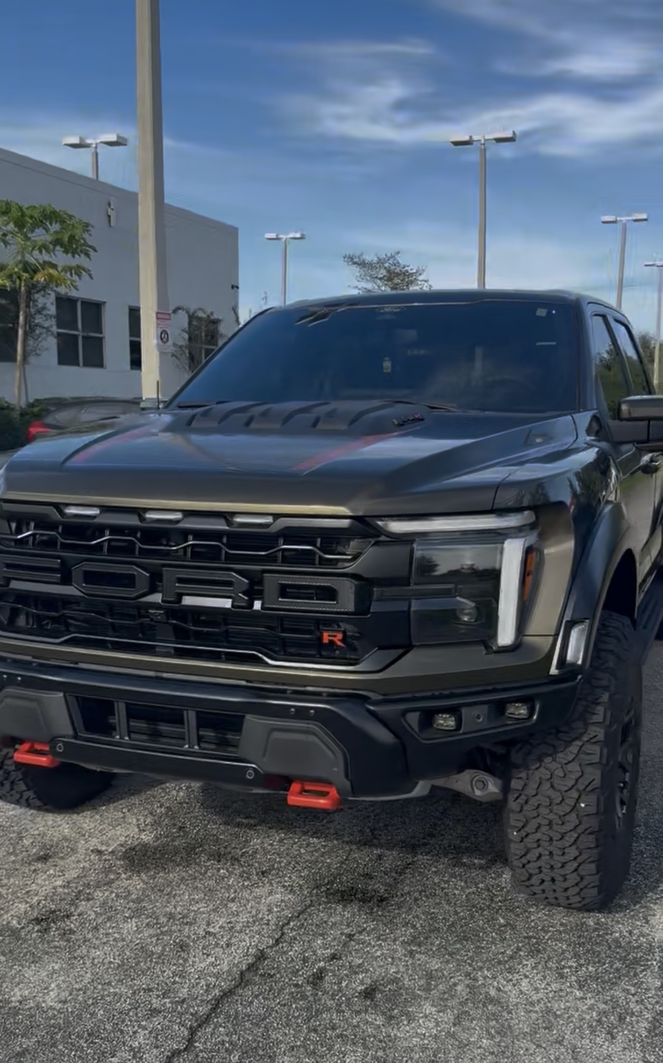 Used 2025 Ford F150 Raptor w/ Equipment Group 803A Raptor R AWD/4WD image 1