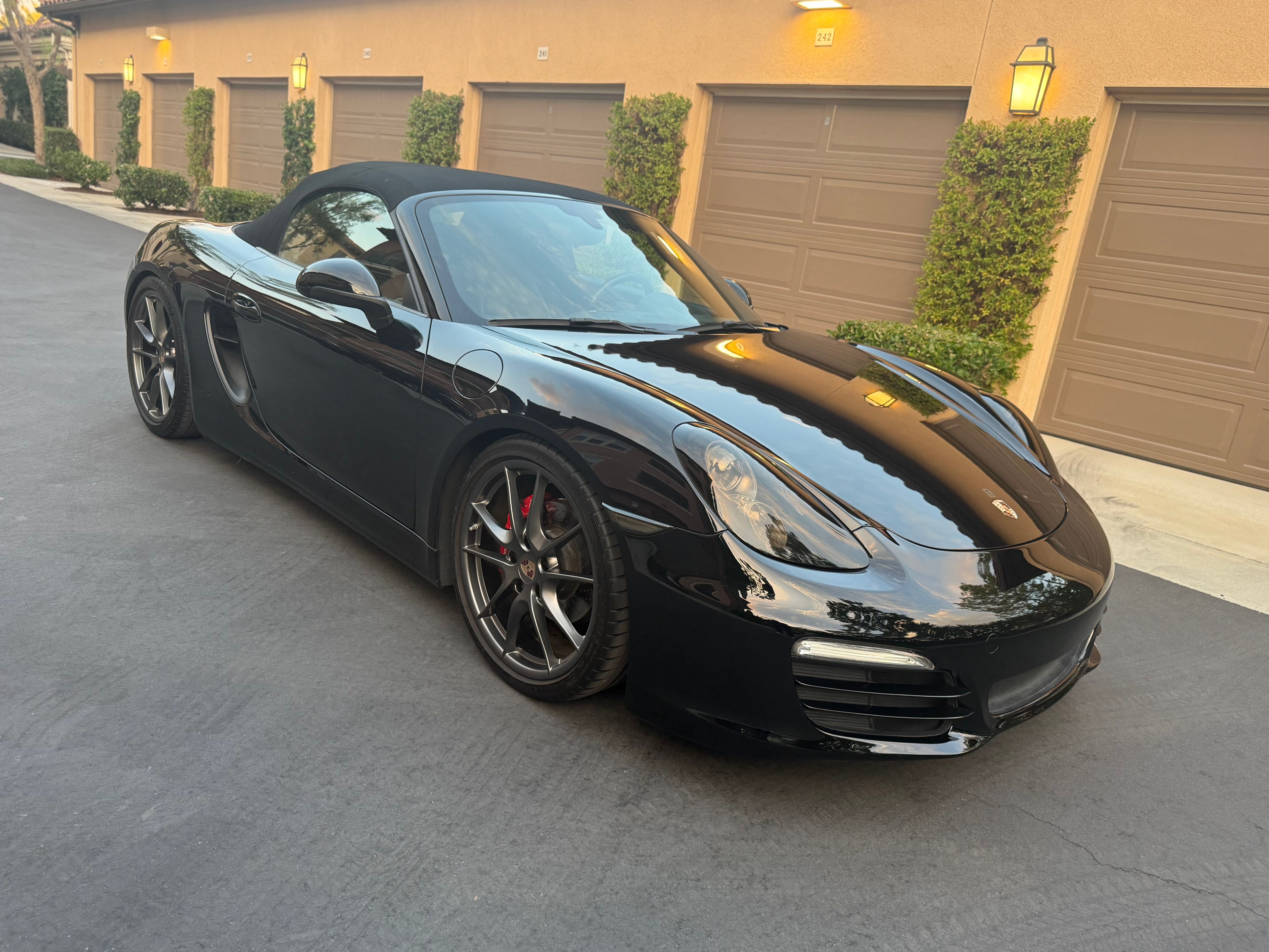Used 2014 Porsche Boxster RWD image 8