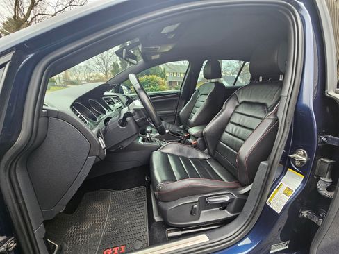 Used 2015 Volkswagen GTI SE w/ Lighting Package (SEL) image 9