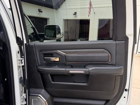 Used 2019 RAM 2500 Limited AWD/4WD image 17