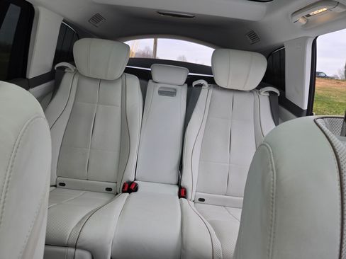 Used 2023 Mercedes-Benz Maybach GLS 600 4MATIC image 15