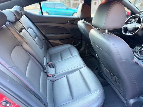 Used 2017 Hyundai Elantra Sport w/ Sport Premium Package 06 image 15