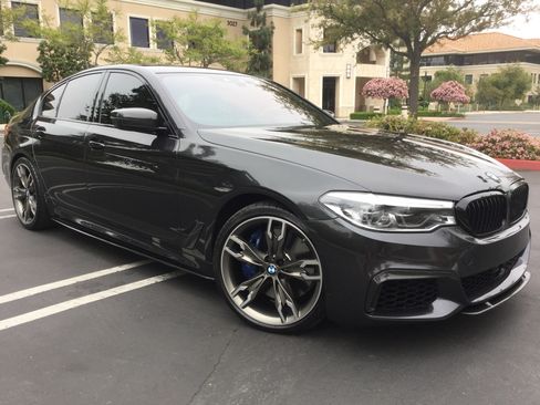 Used 2019 BMW M550i xDrive AWD/4WD image 1