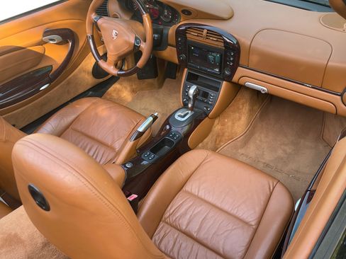 Used 2003 Porsche 911 Cabriolet image 13