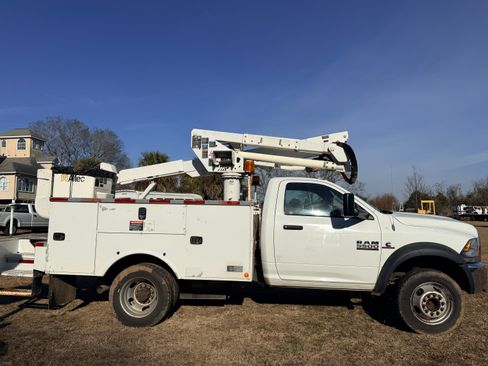 Used 2013 RAM 5500 Tradesman w/ Ambulance Prep Group image 11