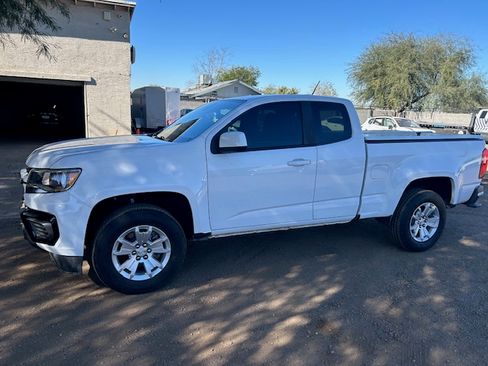 Used 2021 Chevrolet Colorado LT w/ Fleet Safety Package image 5