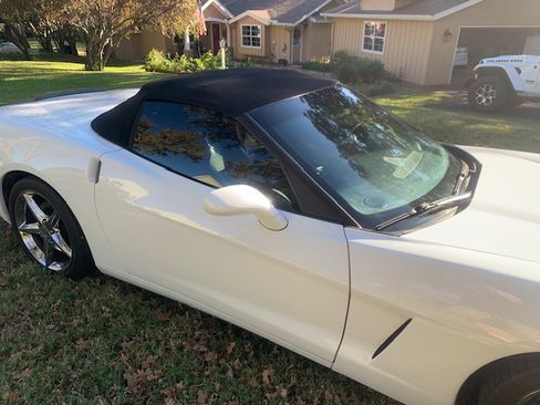 Used 2012 Chevrolet Corvette Convertible w/ 2LT Preferred Equipment Group image 13