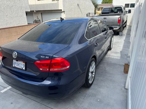 Used 2014 Volkswagen Passat TDI SE image 9