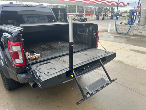 Used 2022 Ford F150 Raptor w/ Equipment Group 801A High image 11