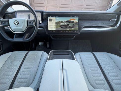 Used 2023 Rivian R1S Adventure AWD/4WD image 10