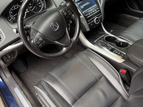 Used 2018 Acura TLX V6 SH-AWD w/ Technology Pkg image 16