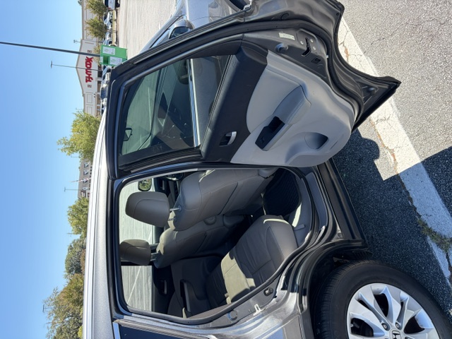 Used 2013 Honda CR-V EX-L image 6