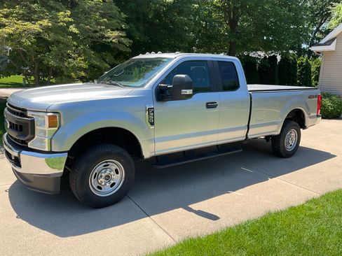 Used 2022 Ford F350 XL w/ Power Equipment Group AWD/4WD image 6