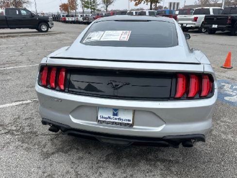 Used 2018 Ford Mustang Coupe w/ Black Accent Pkg RWD image 5