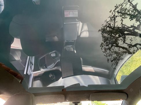 Used 2022 Tesla Model S Standard Range image 14