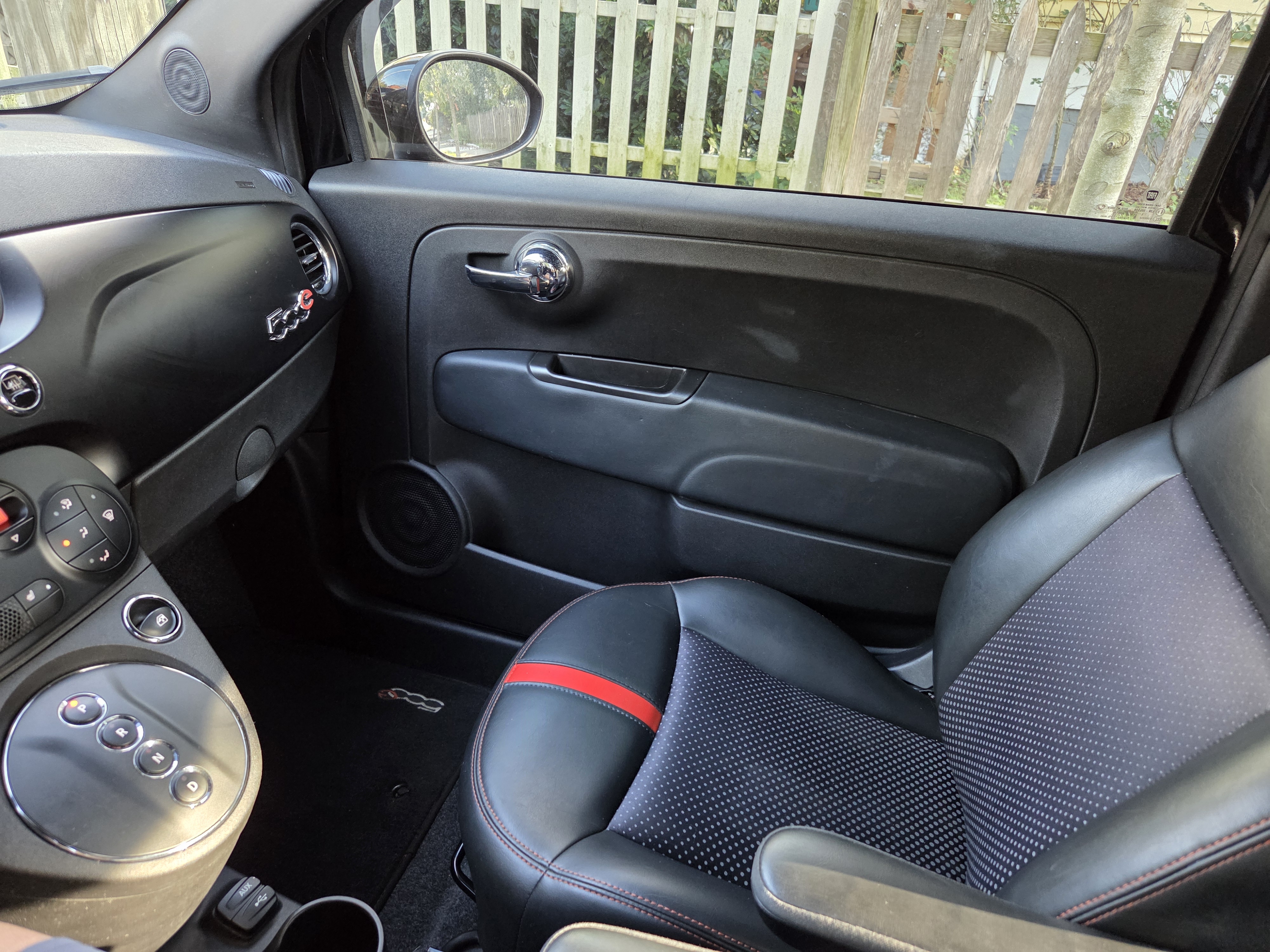 Used 2015 FIAT 500 e FWD image 12