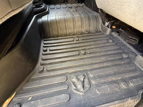 Used 2013 RAM 2500 Big Horn image 14