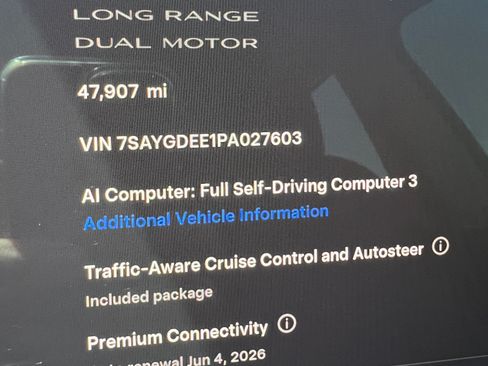 Used 2023 Tesla Model Y Long Range AWD/4WD image 12