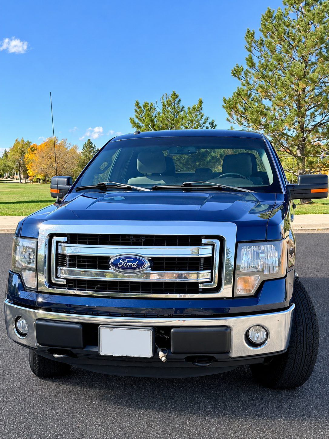 Used 2014 Ford F150 XLT w/ Equipment Group 301A Mid AWD/4WD image 4