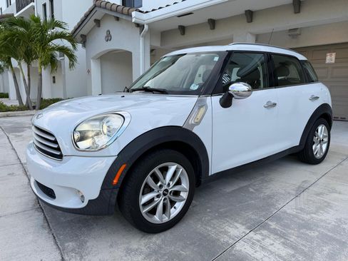 Used 2012 MINI Cooper Countryman FWD image 1