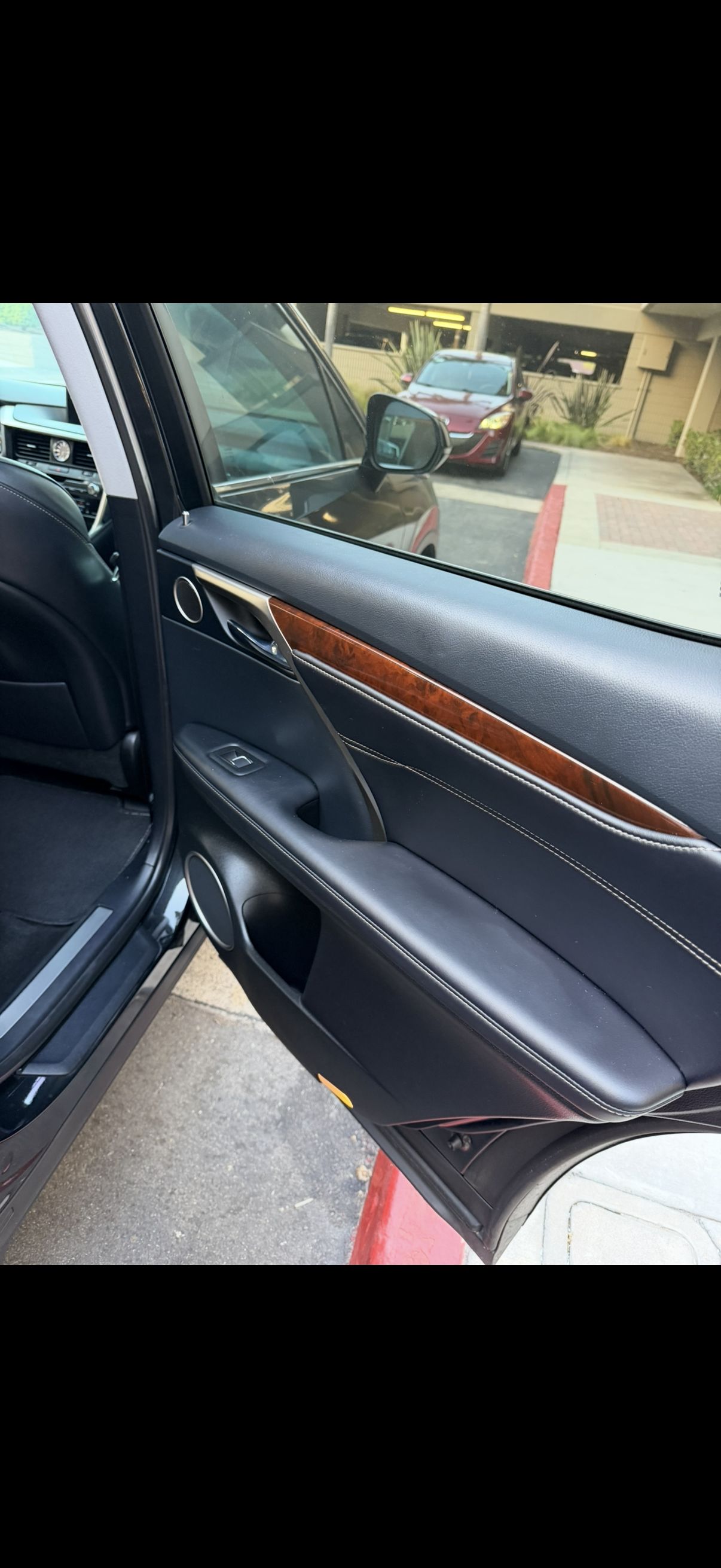 Used 2018 Lexus RX 450h AWD w/ Premium Package image 11