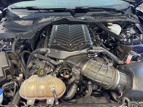 Used 2020 Ford Mustang Shelby GT350 w/ Technology Package image 13