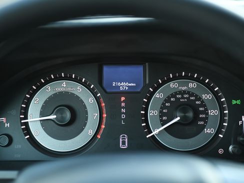 Used 2015 Honda Odyssey Touring image 14