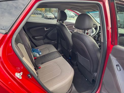 Used 2012 Hyundai Tucson Limited w/ Premium Pkg image 4