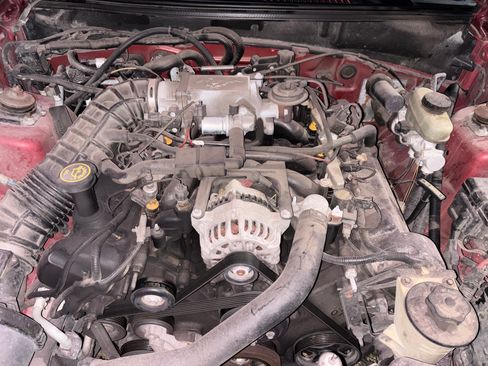 Used 2000 Ford Mustang GT RWD image 16