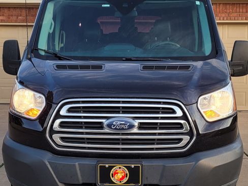 Used 2018 Ford Transit 350 XLT image 20