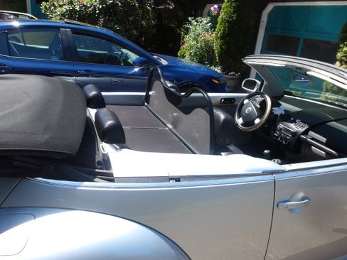 Used 2003 Volkswagen Beetle GLS FWD image 14