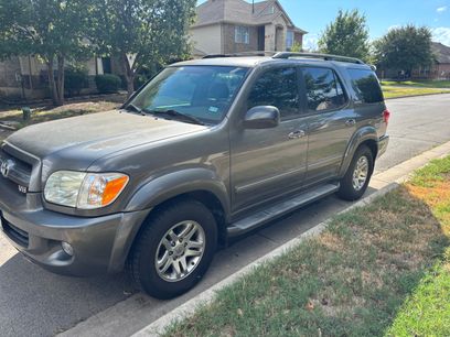 Used 2005 Toyota Sequoia Limited w/ Luxury Package