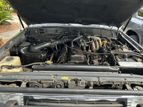 Used 1996 Toyota Land Cruiser image 13