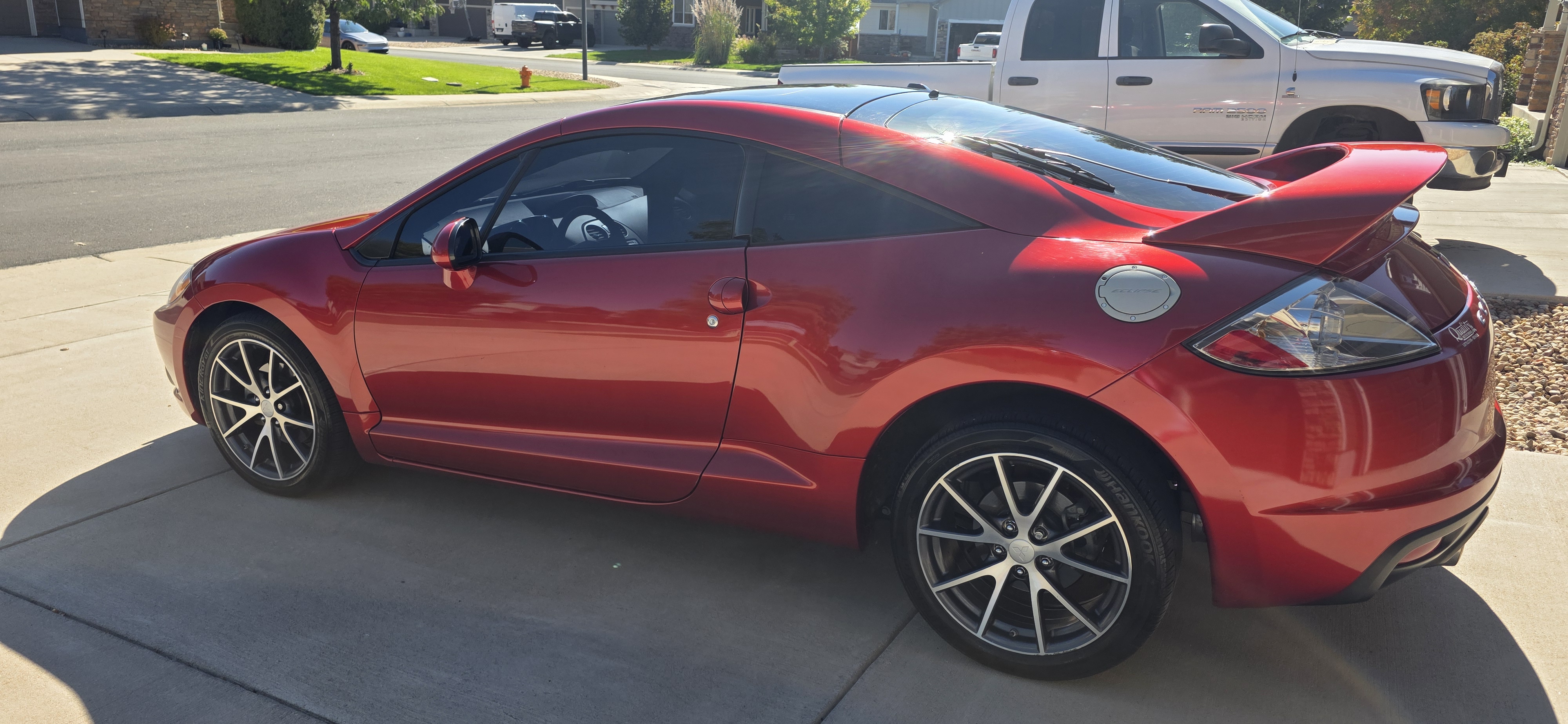 Used 2011 Mitsubishi Eclipse GT FWD image 2