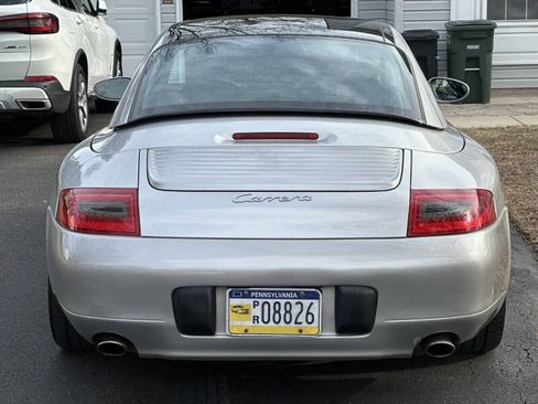 Used 2001 Porsche 911 Cabriolet image 16