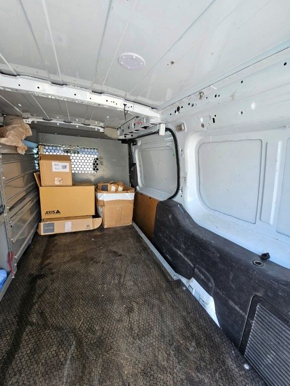 Used 2015 Ford Transit Connect XLT FWD image 13