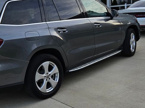 Used 2017 Mercedes-Benz GLS 450 4MATIC image 24