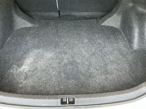 Used 2015 Toyota Corolla LE FWD image 24