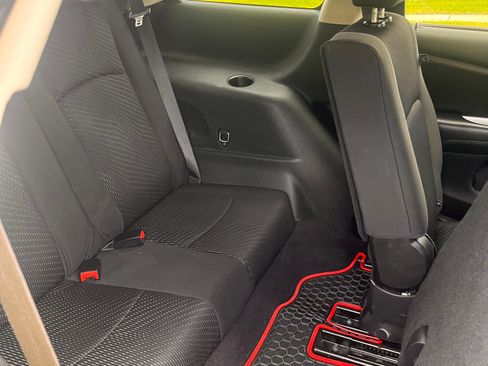 Used 2018 Dodge Journey SE w/ Popular Equipment Group FWD image 8
