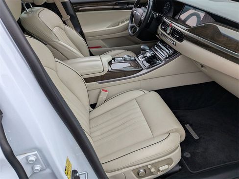 Used 2018 Genesis G90 5.0 Ultimate RWD image 25