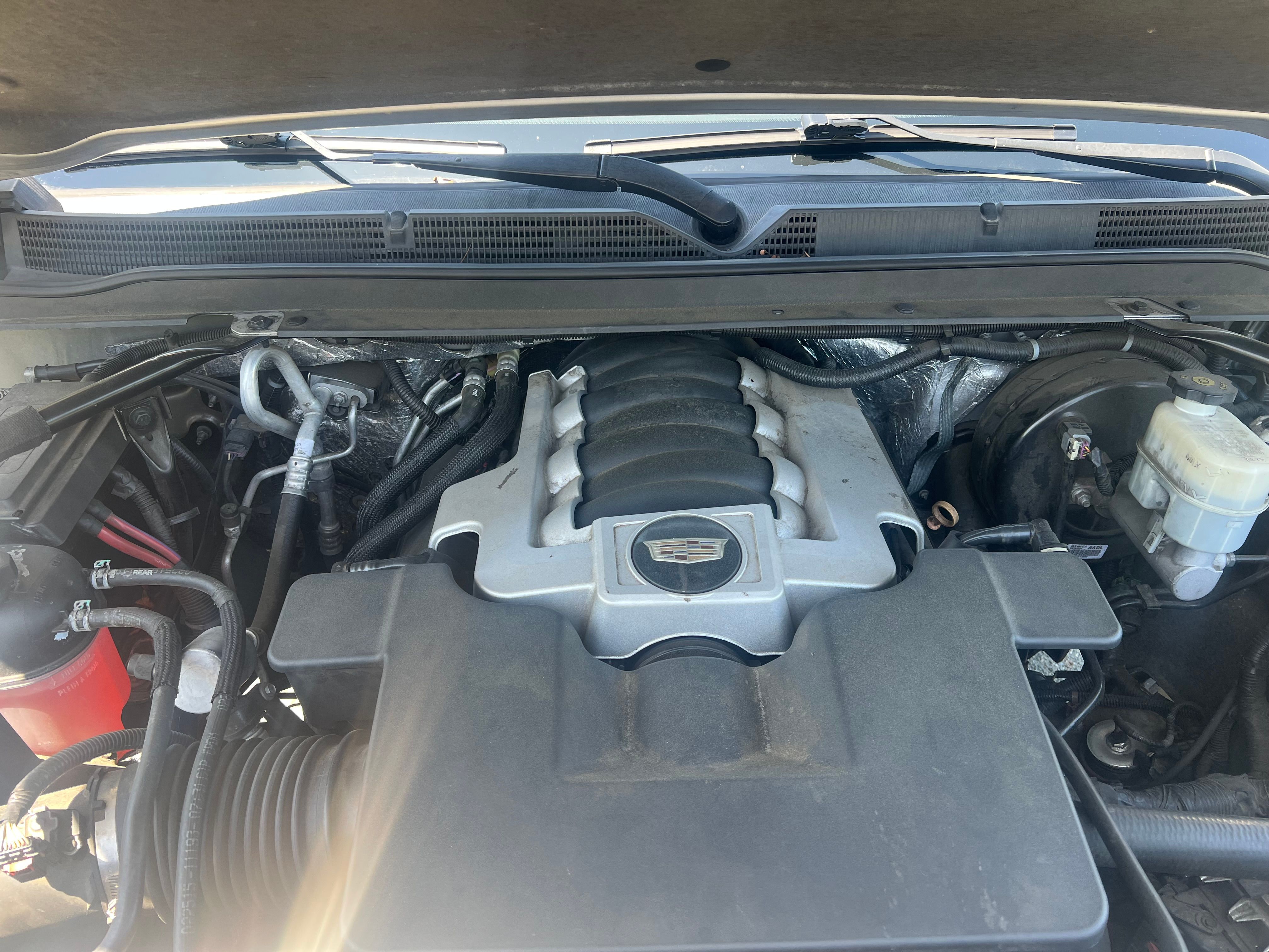 Used 2015 Cadillac Escalade ESV Platinum AWD/4WD image 15