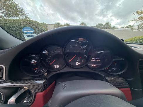 Used 2019 Porsche 911 Targa 4 GTS image 19