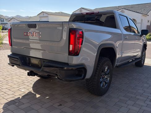 Used 2025 GMC Sierra 1500 AT4X image 8