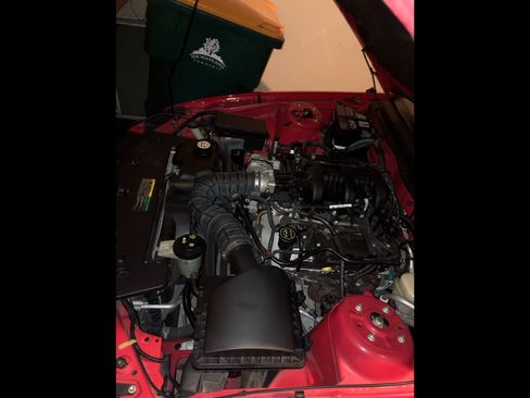 Used 2007 Ford Mustang Deluxe Convertible image 21