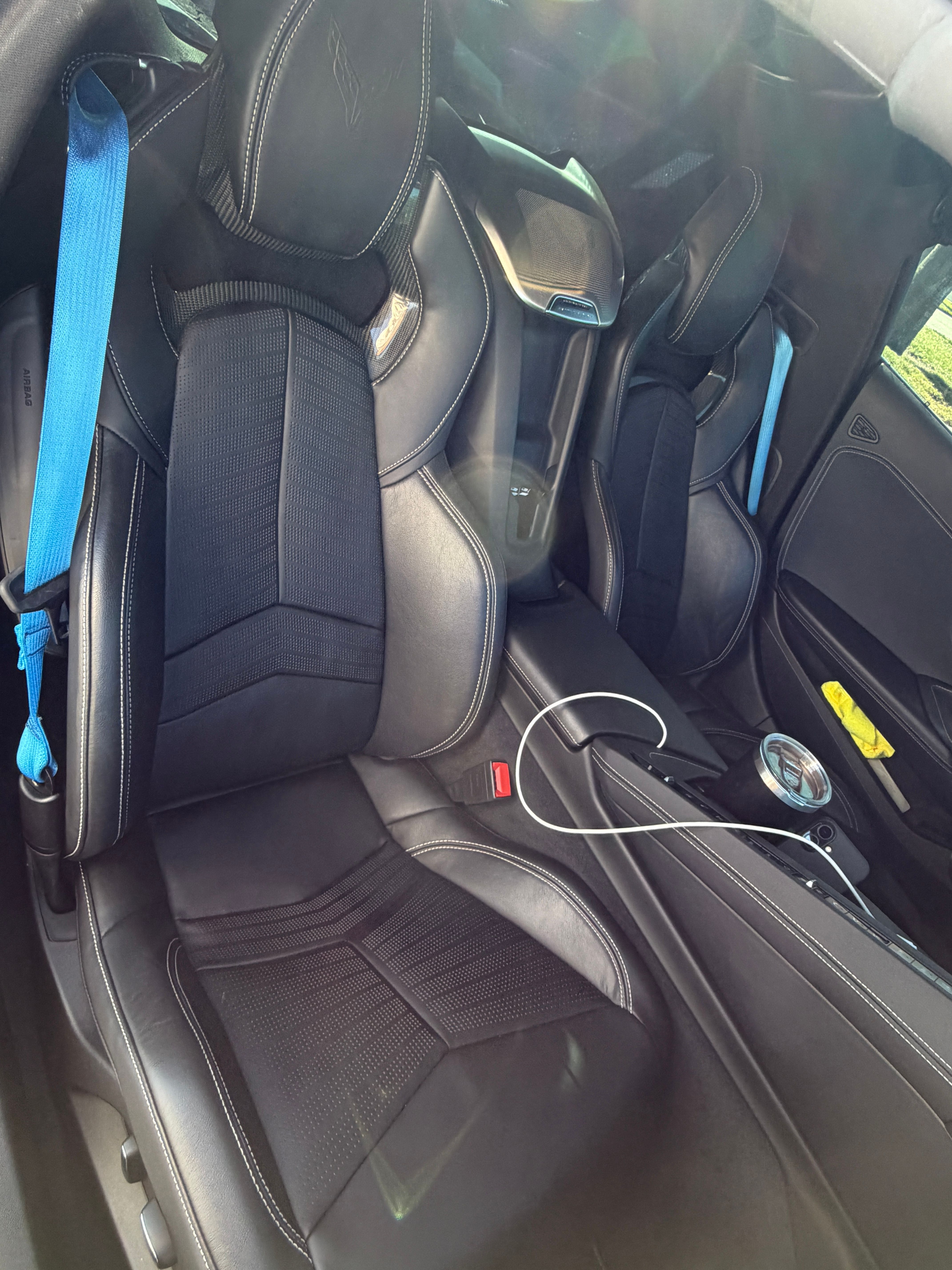 Used 2020 Chevrolet Corvette Stingray Preferred Cpe w/ 2LT Preferred Equipment Group RWD image 18