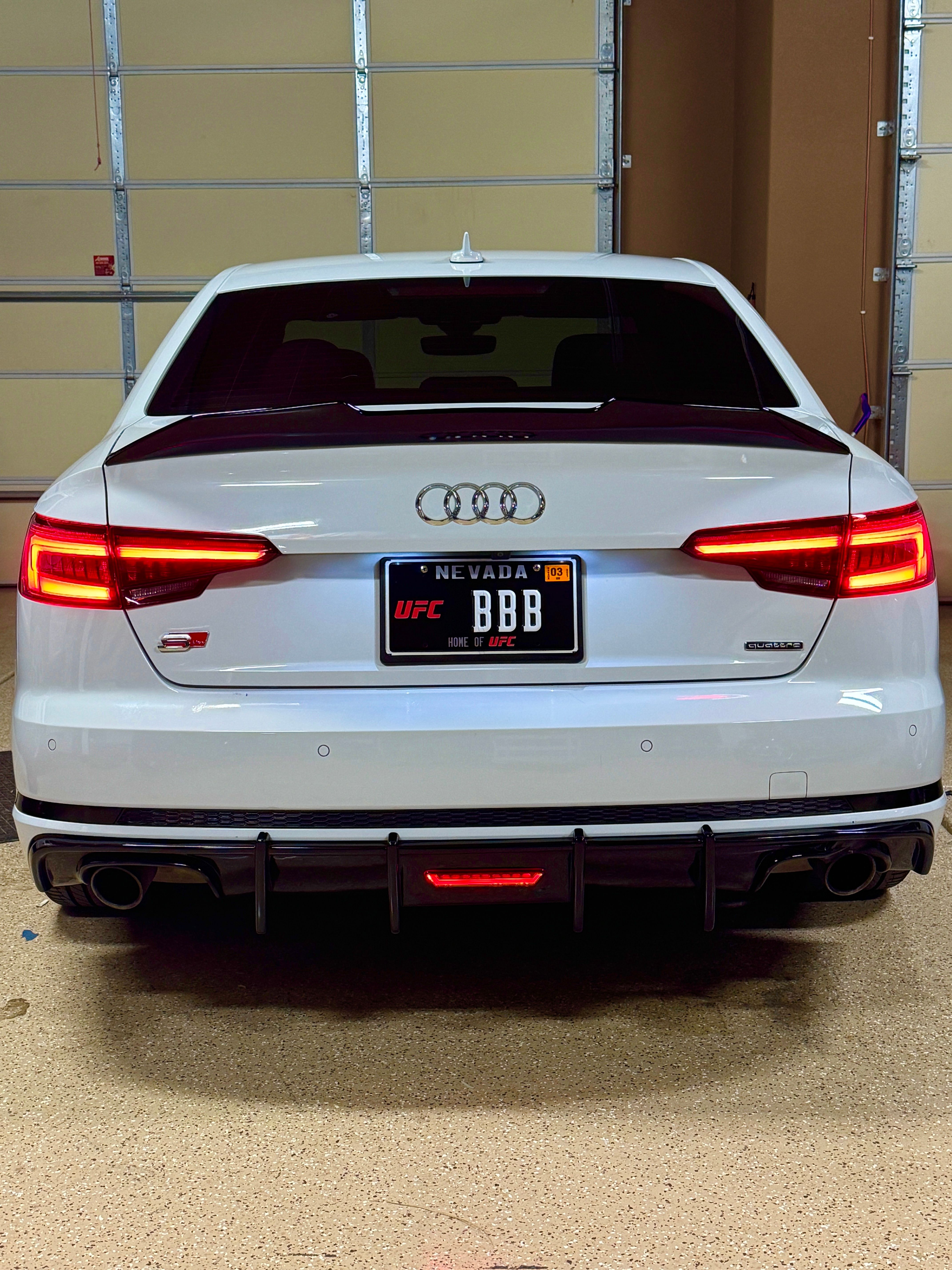 Used 2018 Audi A4 2.0T Premium Plus w/ Premium Plus Package AWD/4WD image 12