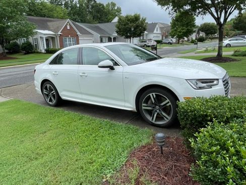 Used 2017 Audi A4 2.0T Premium Plus w/ Premium Plus Package AWD/4WD image 8